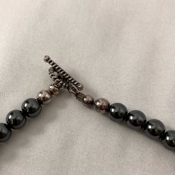 Hematite Beaded Necklace and Earrings Set - Picture 4 of 8